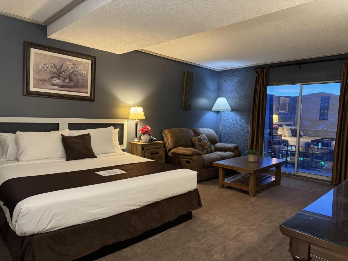 Divya Sutra Plaza And Conference Centre, Vernon, Bc Екстер'єр фото
